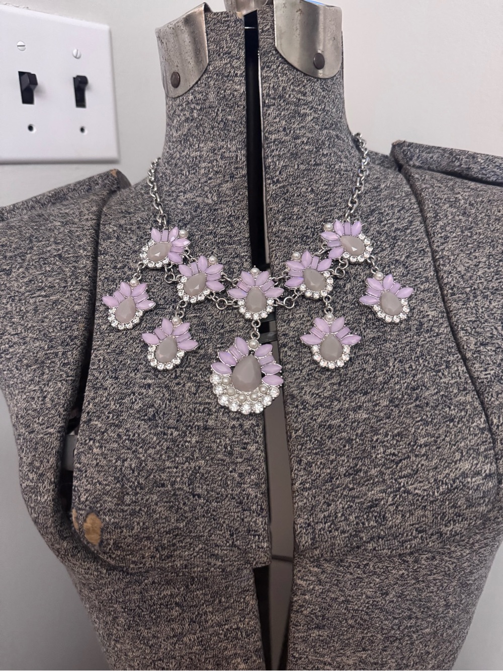 Women’s INC Elegant Lavender and Silver Statement Necklace NWT